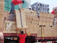 人工裝卸搬運(yùn) 現(xiàn)代物流中不可或缺的專(zhuān)業(yè)服務(wù)